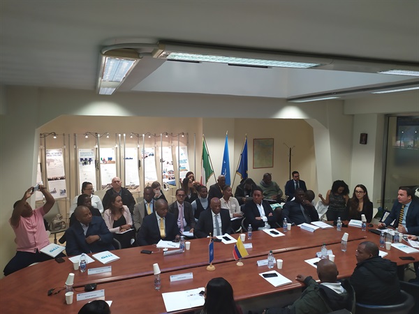 I Sindaci di Atato, Tado, Rio Suscio, Bajo Baudo, Lloro, Quibdo (Regione del Chocò) e il Rettore dell'Università Tecnologica del Chocò.jpg