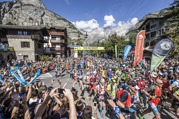 3_Tor18_Day1_Courmayeur_Partenza_PH Stefano Jeantet_LD-23.jpg