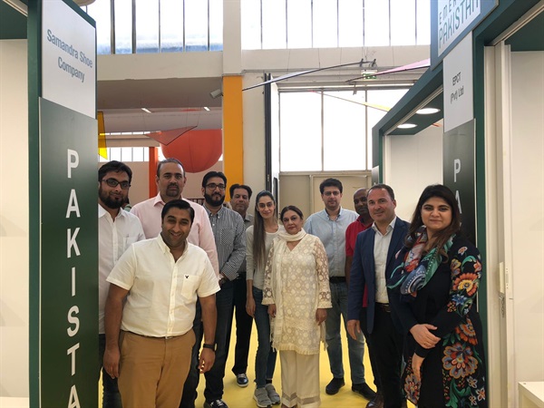 ExpoRivaSchuh 2019 .jpg