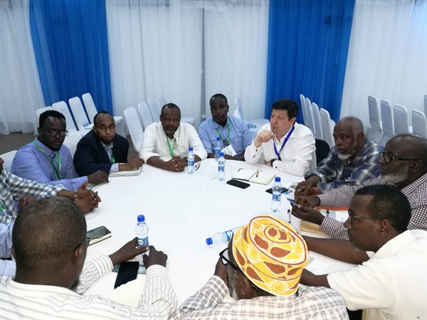 Group meeting with Federpesca.jpg