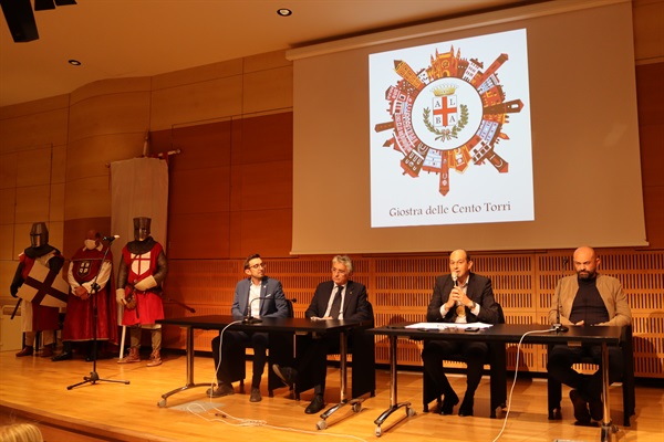 Presentazione Folclore e Drappo del Palio 2020 da destra Berruti Sensibile Bo Bolla