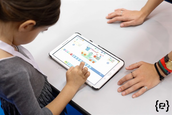 Trova il bug! - Codemotion Kids! a Maker Faire 2020: 
dall’11 al 13 dicembre tante attività digitali per tutti i bambini,
per imparare a creare videogiochi o dare forma a oggetti 3D in modo semplice e intuitivo, attraverso strumenti gratuiti e access