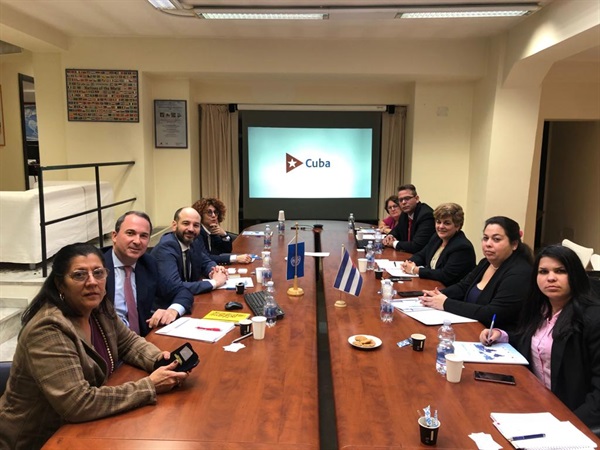 Round table at UNIDO ITPO Italy's premises with MINCEX delegation and the Italian Trade Agency