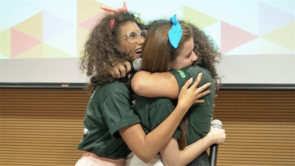 Technovation in Amazon Italia 2020: la sede corporate di Amazon a Milano ospiterà momenti di incontro assieme ad alcuni dipendenti che faranno da mentori per sensibilizzare le ragazze dai 10 ai 18 anni ad avvicinarsi alle materie STEM e  renderle con