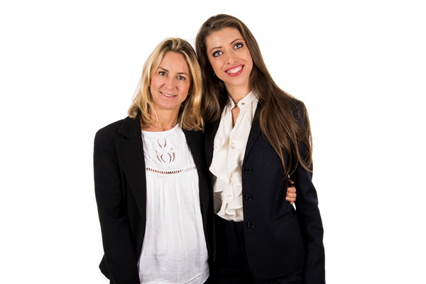 Paola Marzario (sx), Founder e Presidente di BrandOn Group e Ilaria Tiezzi (dx), CEO di BrandOn Group