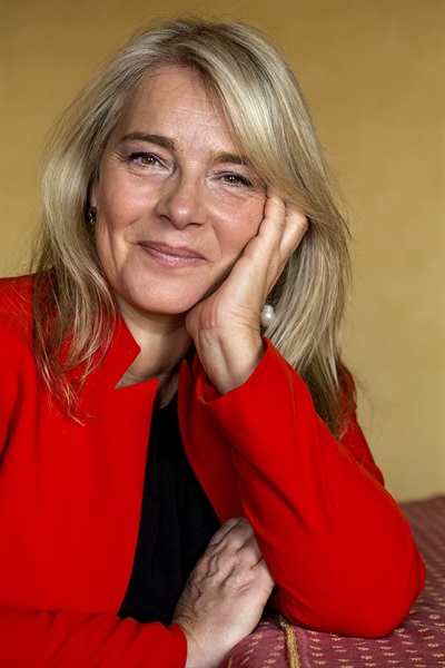 ROBERTA VILLA, giornalista laureata in Medicina e Chirurgia, divulgatrice scientifica