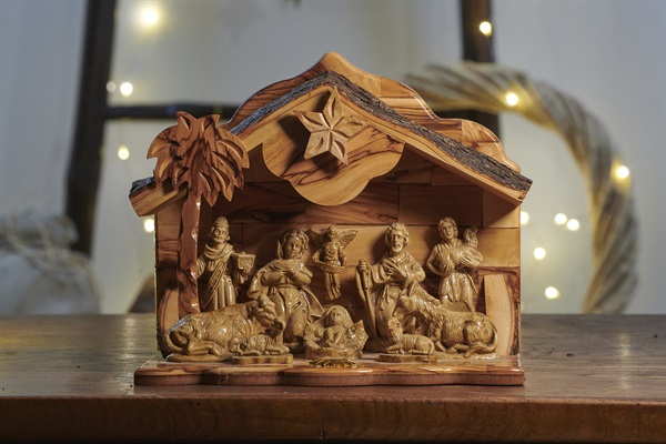 Presepe Carillon grande legno di ulivo e gesso 21x24x12,5 cm
