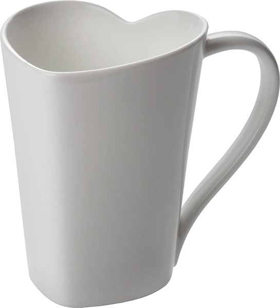 11.	Mug in ceramica a forma di cuore di Alessi