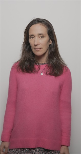 Chiara Gamberale, una delle scrittrici italiane più sensibili ai moti dell’anima e autrice della Lezione d’Autore di Feltrinelli Education 