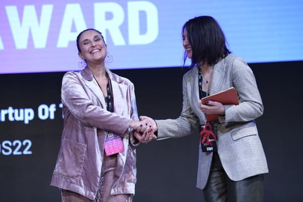 Simona Dell'Utri, company owner di BEVALORY e Chiara Trombetta, Head of Media & Events di StartupItalia