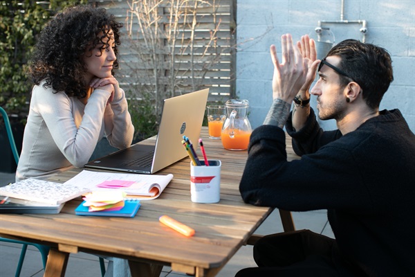 Alcuni momenti delle riprese per la nuova campagna di 24ORE Business School