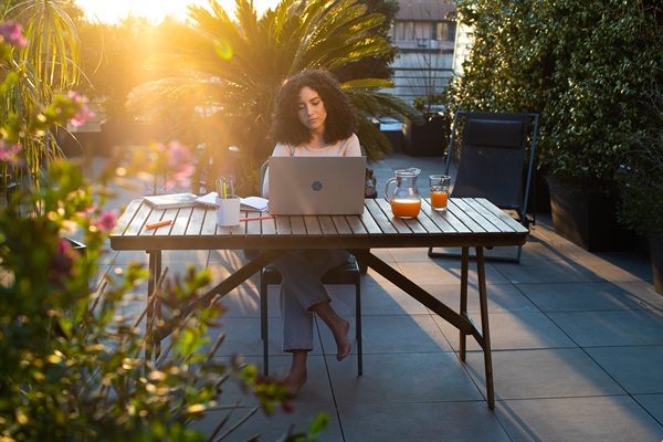 Alcuni momenti delle riprese per la nuova campagna di 24ORE Business School
