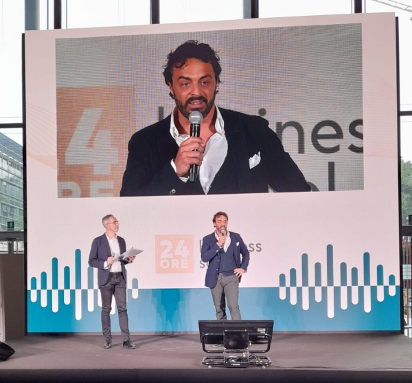 Sul palco della 24ORE Business School di Milano Manuel Mandelli, CEO 24ORE Business School
