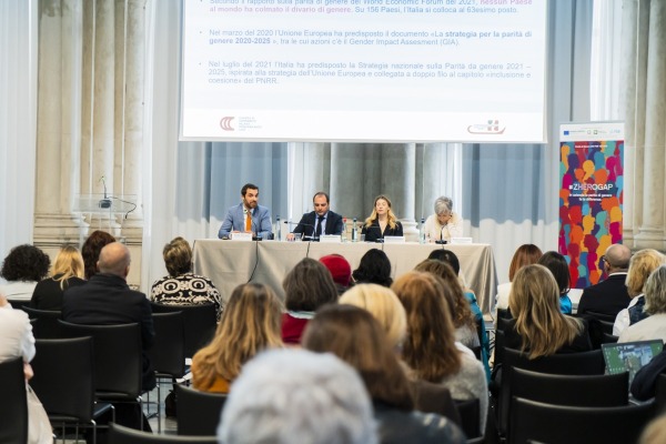 Un momento dell'evento a Palazzo Giureconsulti: Verso la certificazione della parità di genere: “cultura e strategia”