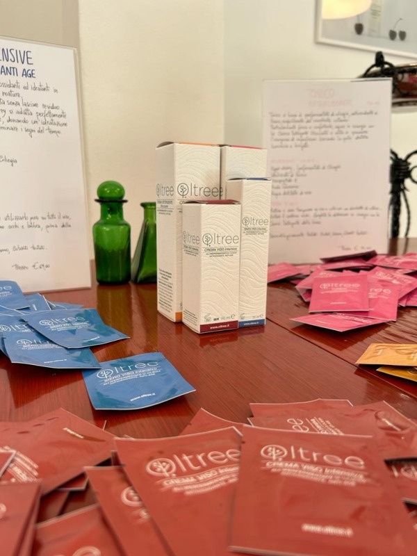 interno negozio OLTREE