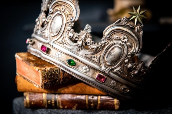 libri antichi del '700.jpeg