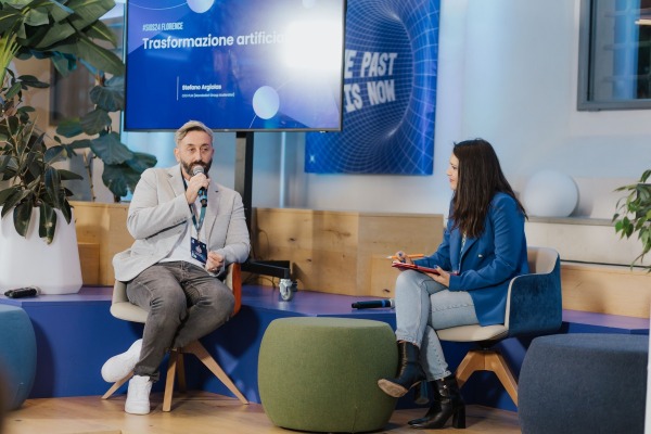 Stefano Argiolas (CEO PLAI - Mondadori Group Accelerator) intervistato da Chiara Trombetta (Head of Media and Events di StartupItalia)