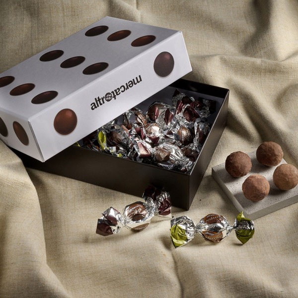 Sfere ripiene - fondente e pistacchio