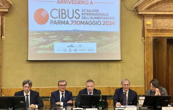 Conferenza stampa al Ministero dell'agricoltura, della sovranità alimentare e delle foreste