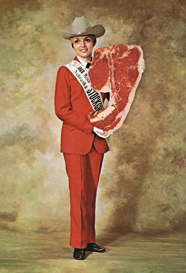 © FEAST NO MORE Ipertrofia alimentare nella Collezione di Fotografia Vernacolare di Jean-Marie Donat / © FEAST NO MORE Food Hypertrophy in Vernacular Photography Collection by Jean-Marie Donat                                                .jpg