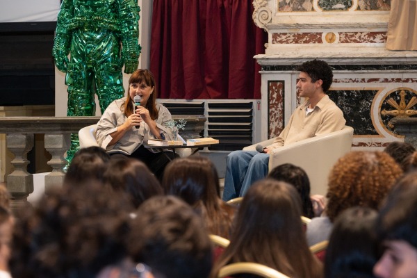 Scrittura creatrice: come conoscere e superare i nostri limiti. Pratiche per scrivere il copione della propria vita
Cauthamente | Marisandra Lizzi in dialogo con Iacopo Mancini | Credito fotografico: @filippomeoni_11