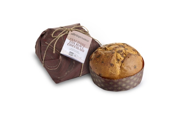 PANETTONE CON RUM E GOCCE DI CIOCCOLATO