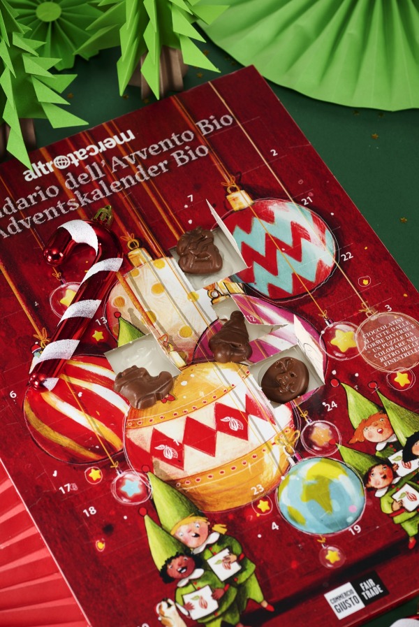 CALENDARIO DELL’AVVENTO CON CIOCCOLATO AL LATTE BIO