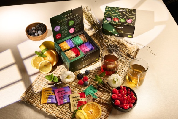 COFANETTO FUSION – TE’ DARJEELING AROMATIZZATI  CON FRUTTA ITALIANA - 4 GUSTI,32 BUSTINE
