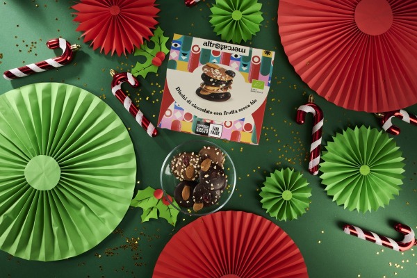 CIOCCOLATINI CON FRUTTA SECCA, MANDORLE, GRANELLA DI NOCCIOLA E MIRTILLI DISIDRATATI - 120 g
