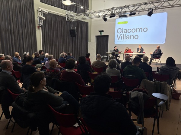 Momento dell'evento presso la Mediateca di San Lazzaro di Savena (BO).