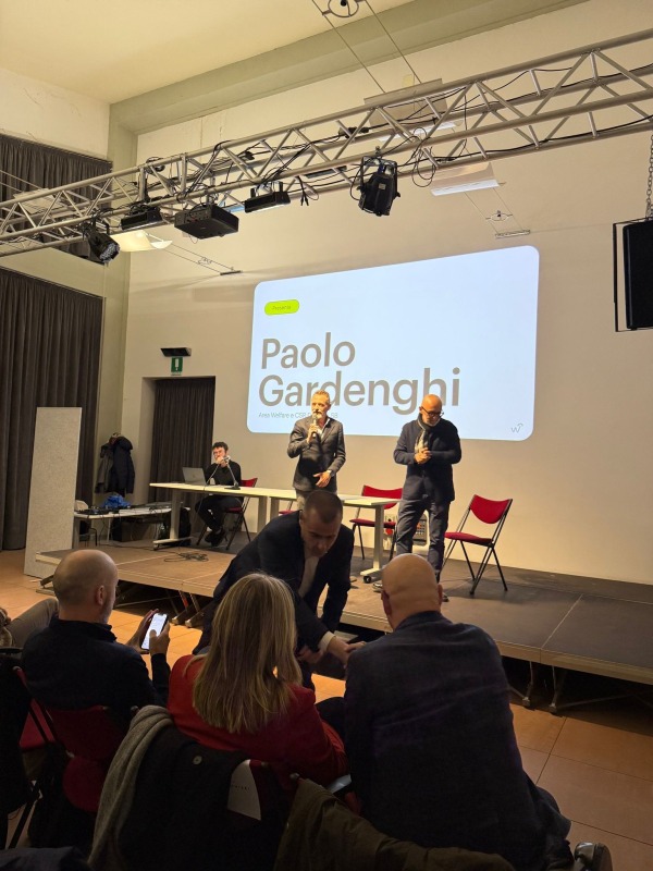 Momento dell'evento presso la Mediateca di San Lazzaro di Savena (BO)
Sul palco Paolo Benfenati e Paolo Gardenghi