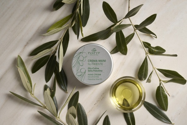 Crema mani idratante con olio d’oliva e olio di jojoba .jpg