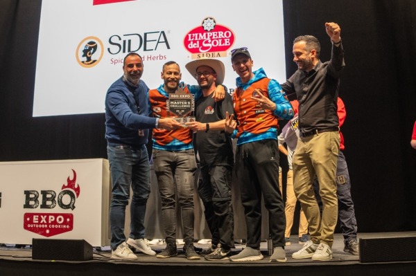 Average Joe BBQ Team vincitore del titolo Grand Champion