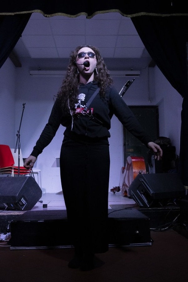 Lotta performa a The Village of Civic Action con Power