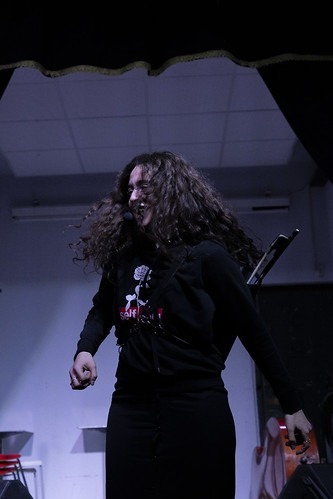 Lotta performa a The Village of Civic Action con Power