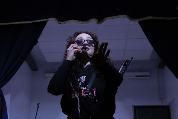 Lotta performa a The Village of Civic Action con Power
