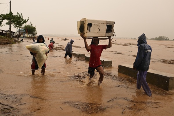 031_Asia-Pacific and Oceania_Stories_Noel Celis_Associated Press.jpg