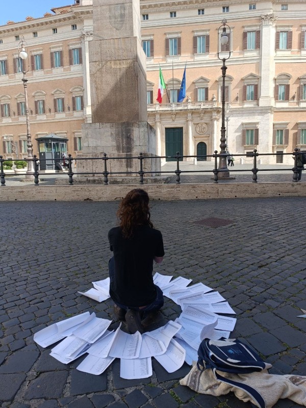 Giuliano Carlo De Santis | Piazza Montecitorio | #SergioRispondi