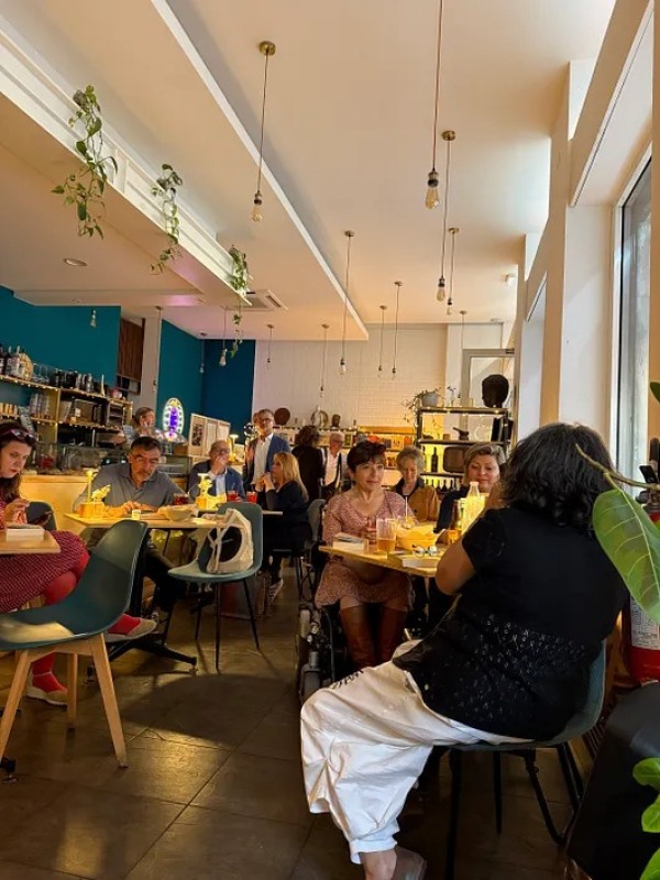 Ècate Caffè Libreria - 29 maggio 2025 - Presentazione Lettera a Jeff Bezos, di Marisandra Lizzi
