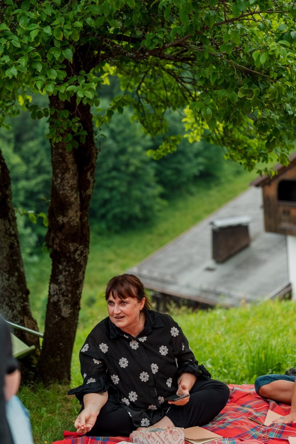 “meditazione del seme” guidata da Marisandra al Digital Detox Festival | Credit Mario Mele	