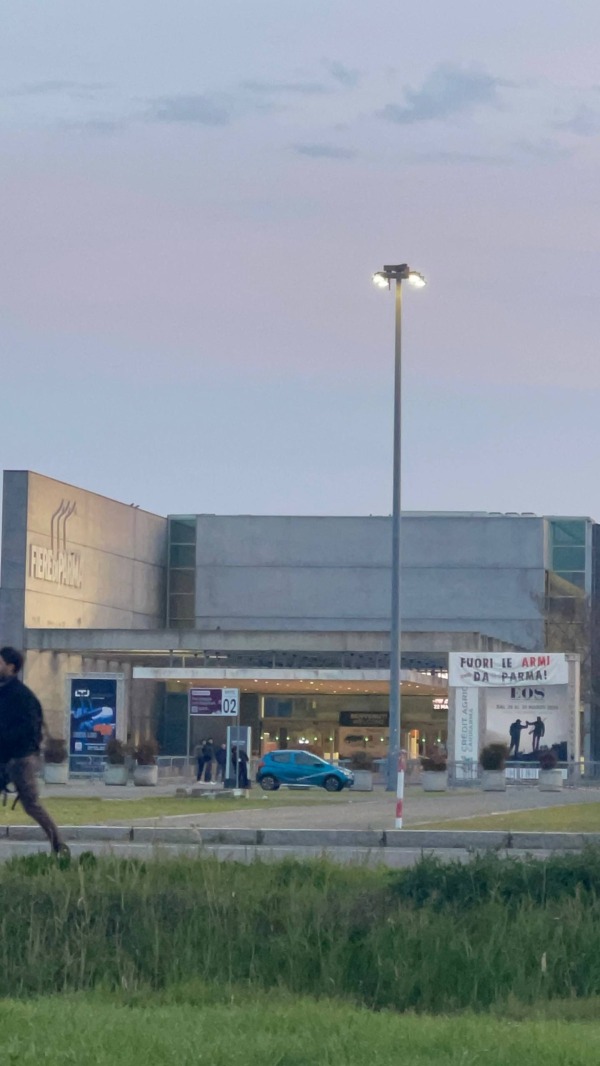 Azione Extinction Rebellion a Parma | giorno 2 domenica delle Palme  | EOS 