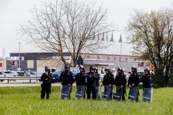 Azione Extinction Rebellion a Parma | EOS | 28 - 30 marzo 2026