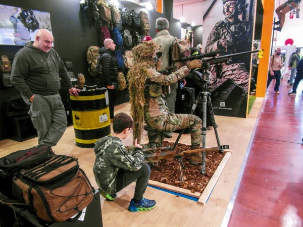 Azione Extinction Rebellion a Parma | EOS | 28 - 30 marzo 2026