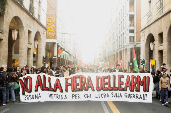 Azione Extinction Rebellion a Parma | EOS | 28 - 30 marzo 2026