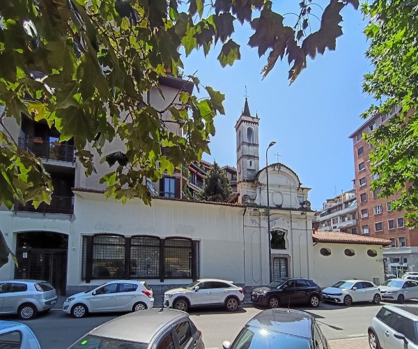 L'esterno degli uffici di Mirandola Comunicazione che oggi ospitano Reconice