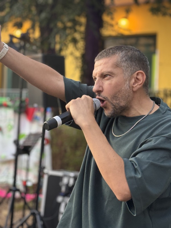 LE STORIE GIUSTE RESISTONO |  Kento, rapper e scrittore 
