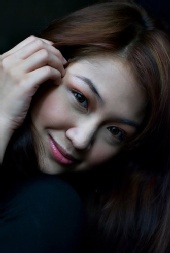 kim doronila