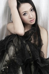 胡婧珂  Coco Hu