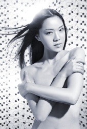 罗思晨 Season Luo