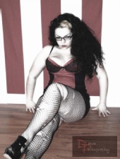 Miss Kiki D